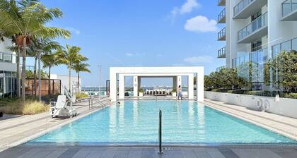 Luxe Condos - Miami Design District