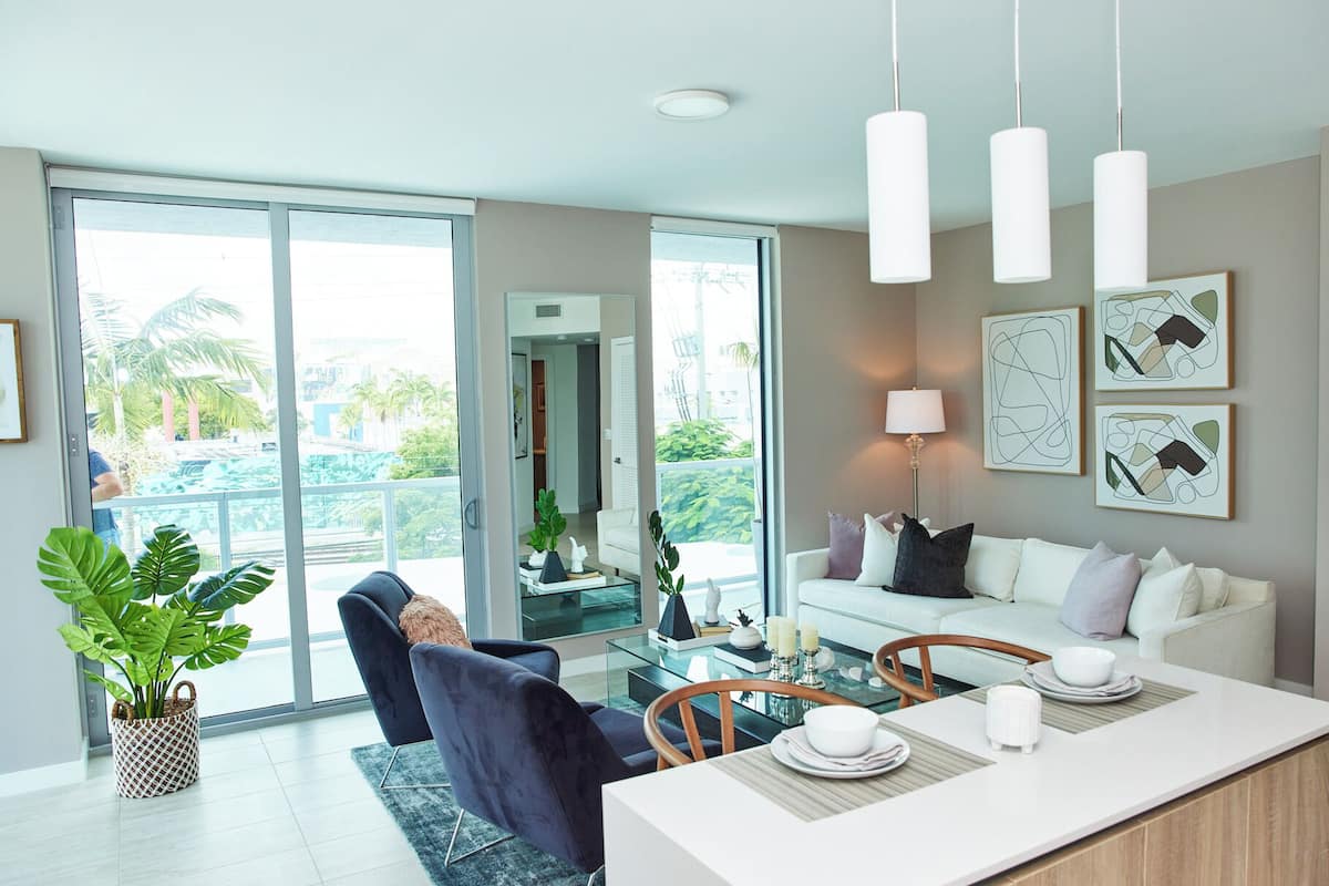 Comfort Condo | Living area