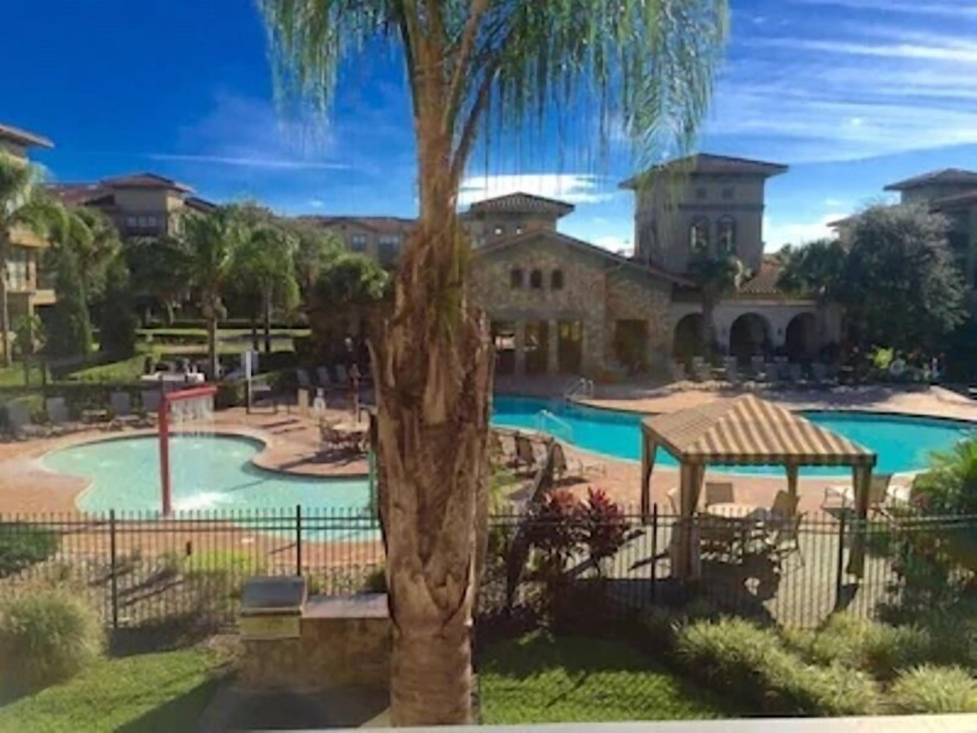 2 outdoor pools, open 8:00 AM to 7:00 PM, sun loungers