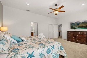 3 bedrooms, iron/ironing board, WiFi - Family-Friendly 3BR Getaway BBQ Game Room Fun (Lake Wales)