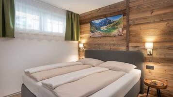 1 Schlafzimmer, Reisekinderbett, Internetzugang