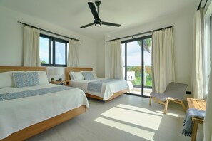 4 chambres, bureau, fer et planche Ă repasser, accĂšs au Wi-Fi (inclus)