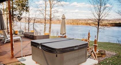 Exclusive Ohio River Retreat with Hot Tub