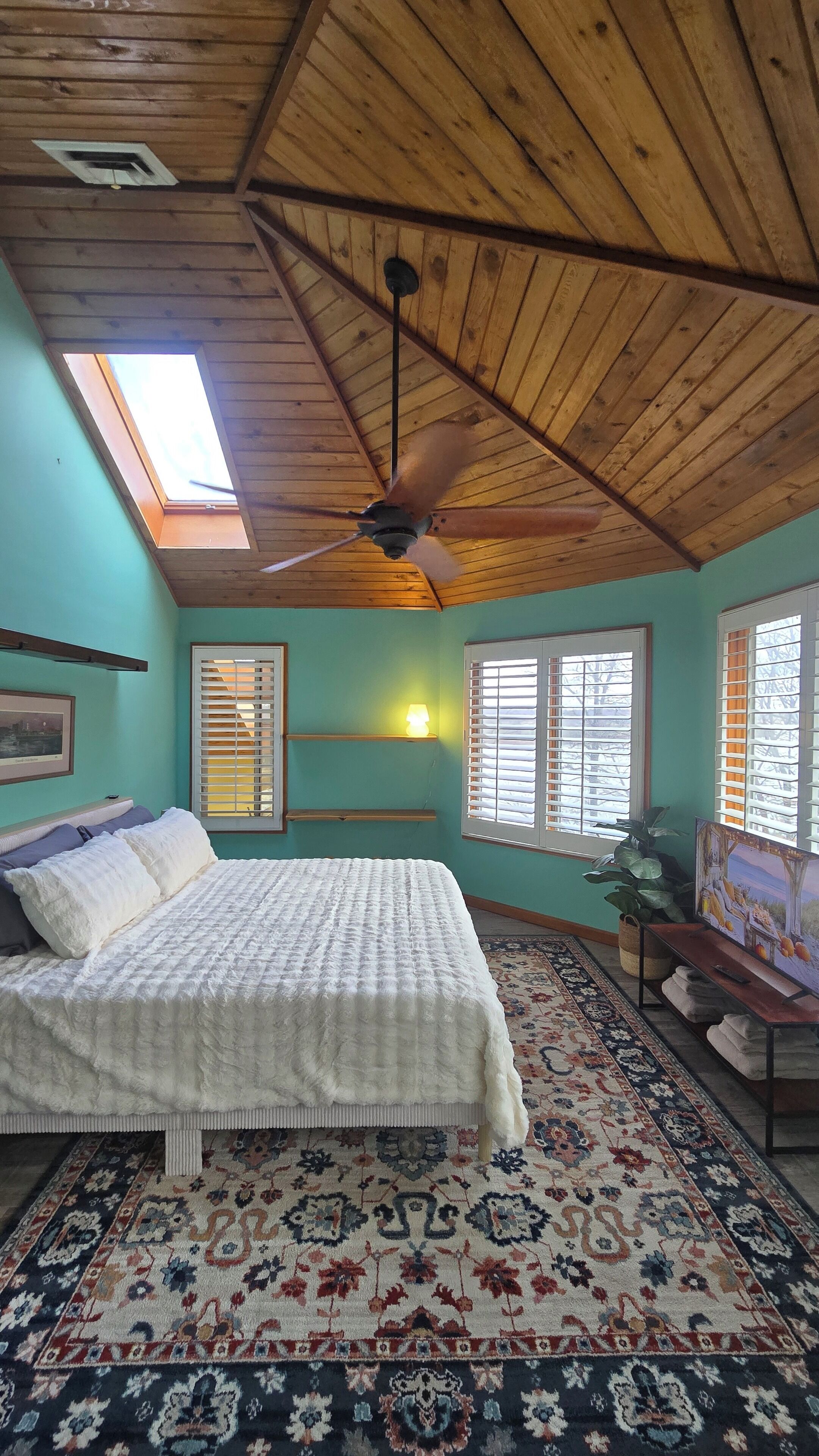 3 bedrooms, WiFi, bed sheets