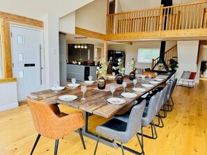 Dining - The Kennels - LUXE Collection by Maison Pro (Hawkesbury Upton)