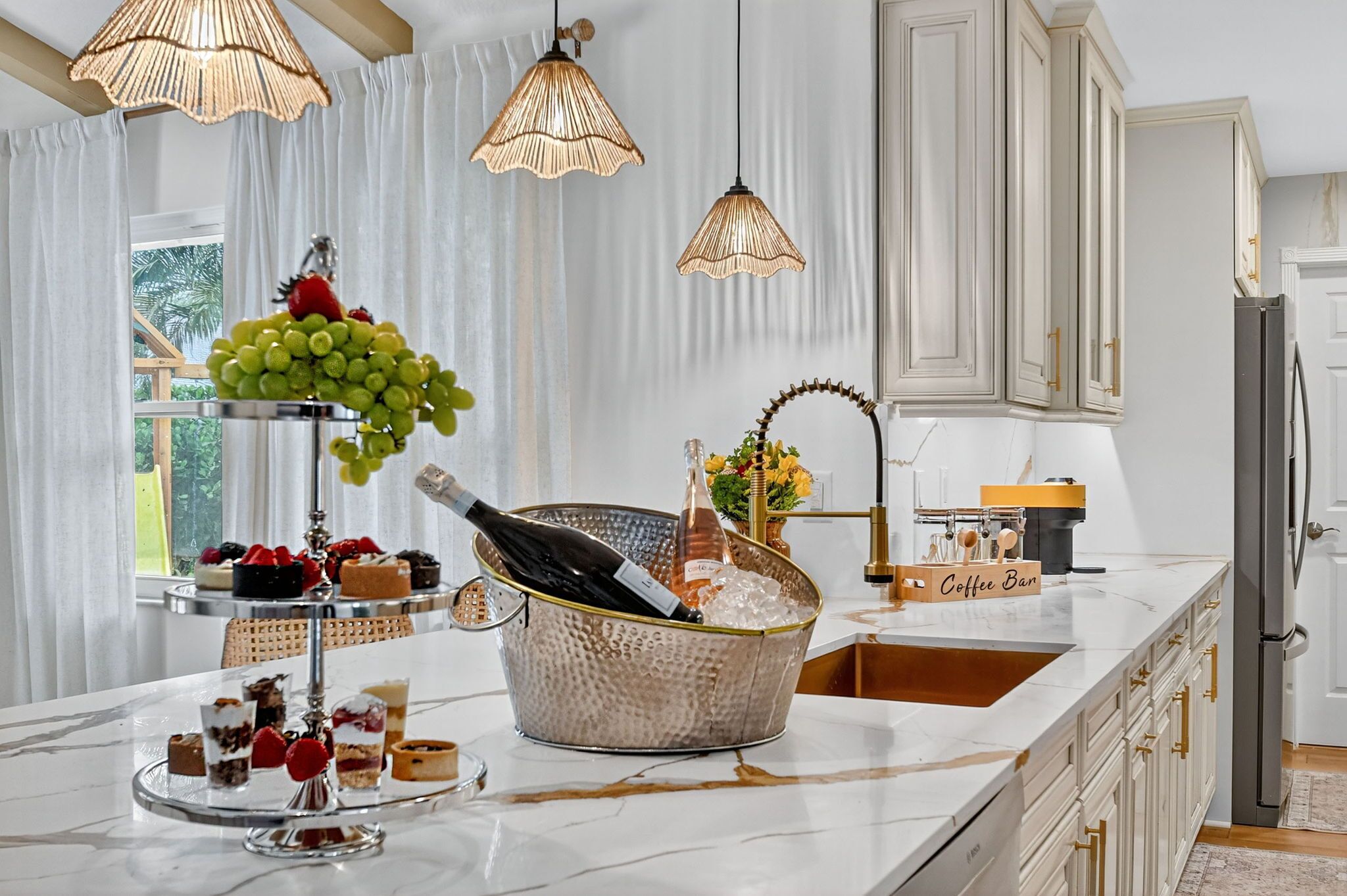 ميكروويف، فرن، موقد طهي مسطح، غسالة أطباق