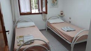 2 chambres, draps fournis