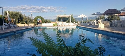 Apartment 'Tenuta Marchesi Fezia - 1' with Shared Pool, Wi-Fi and Air Conditioning