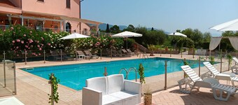 Apartment 'Tenuta Marchesi Fezia - 1' with Shared Pool, Wi-Fi and Air Conditioning