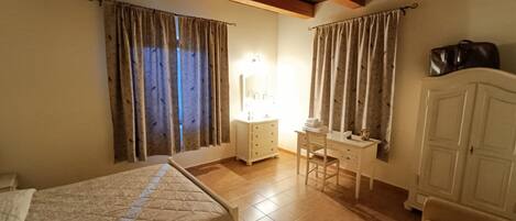 2 chambres, Wi-Fi, draps fournis