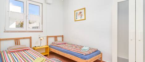 Strykejern/-brett og wi-fi