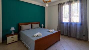 2 dormitorios, tabla de planchar con plancha, wifi y ropa de cama