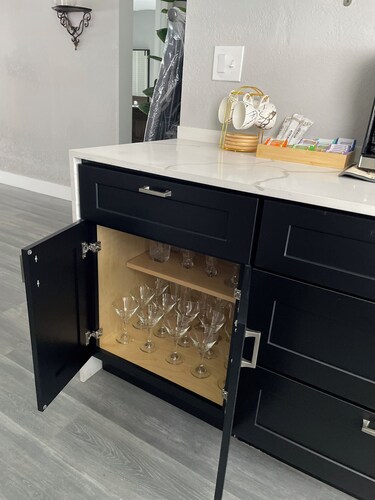 Home away from home, Chic, Cozy and Modern Miami Short Stay