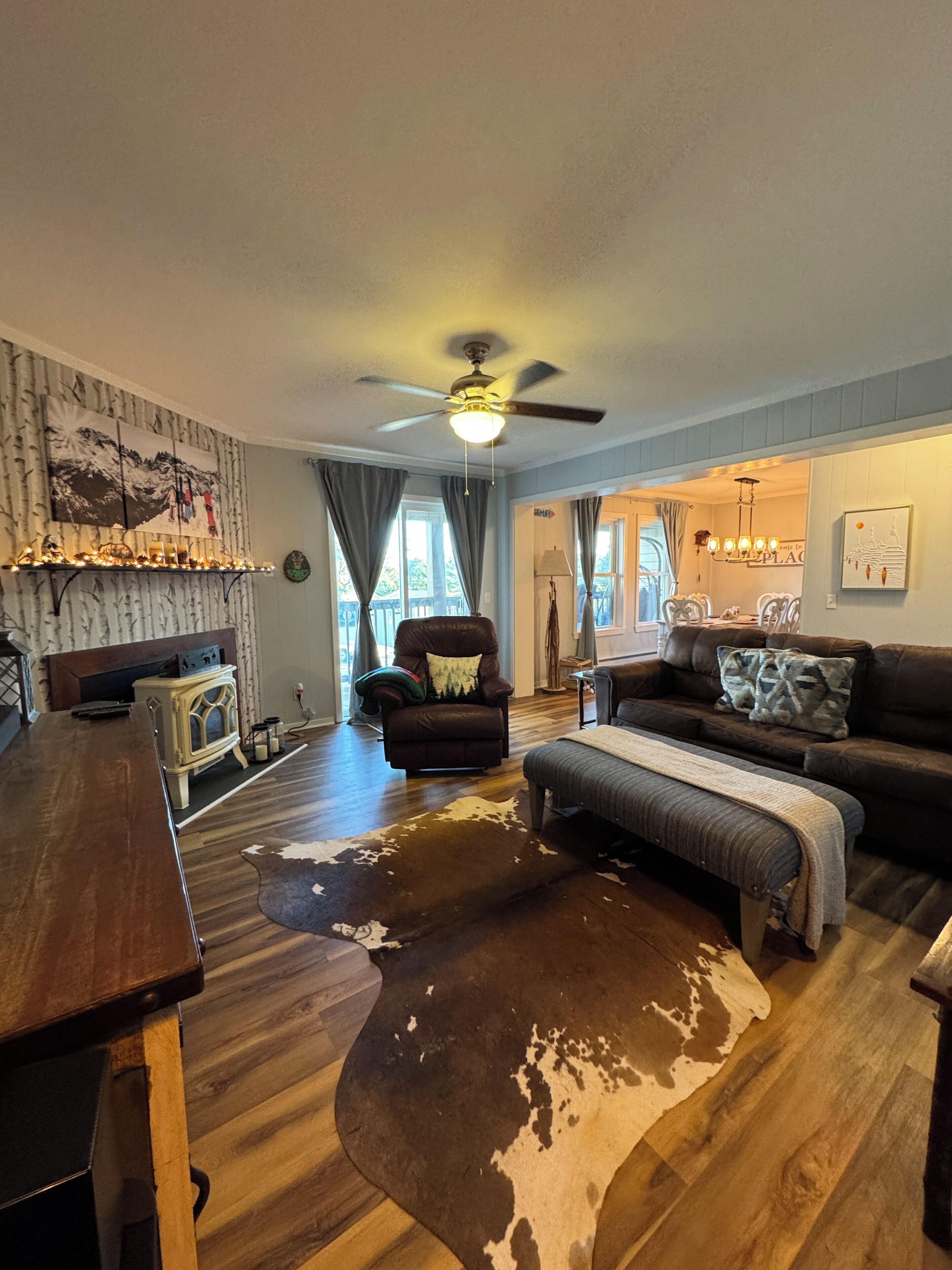 Smart TV, video games, table tennis, printers