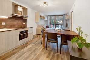 Interior - Apartment 'Viola' with Mountain View, Balcony and Wi-Fi (Valdidentro)