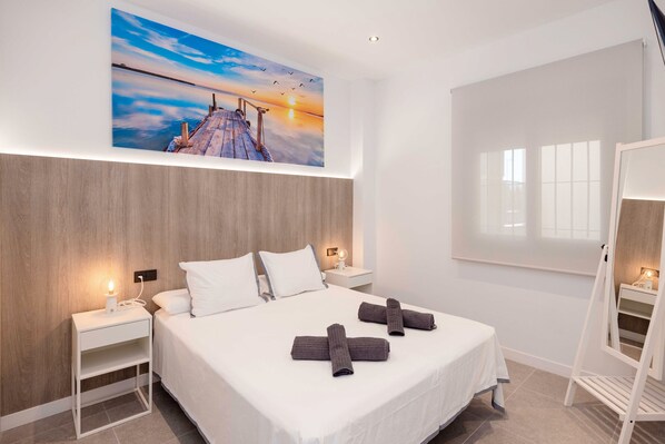 2 dormitorios, tabla de planchar con plancha, wifi y ropa de cama