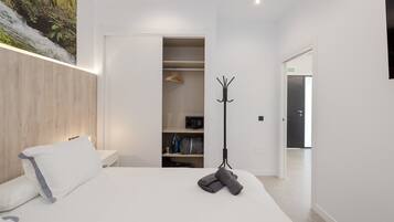 2 dormitorios, tabla de planchar con plancha, wifi y ropa de cama