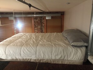 1 chambre, fer et planche à repasser, Wi-Fi, literie fournie