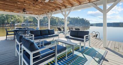 Peninsula on Lake Sinclair, Sleeps 6, Kayaks+More!
