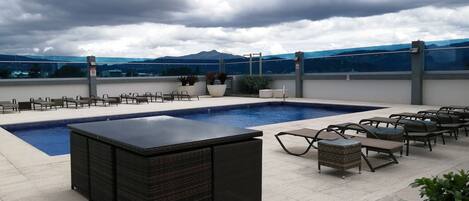 Outdoor pool, a heated pool