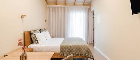 1 bedroom, WiFi, bed sheets