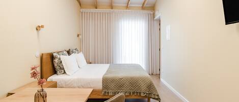 1 habitación, wifi y ropa de cama