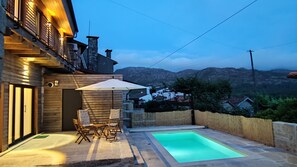 Pool - Custódia Grandmother's - 1: Mountain View, Private Pool & Wi-Fi (Terras de Bouro)