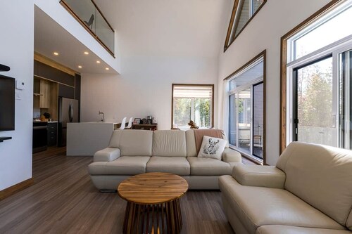 Welcome to Chalet Clematites – Your Peaceful Haven in Nature