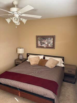 3 bedrooms, iron/ironing board, WiFi, bed sheets