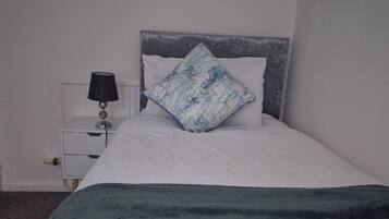 2 bedrooms, free WiFi, bed sheets