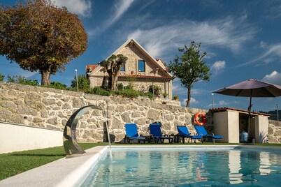 Holiday Home 'Quinta Do Bairro - Rés Do Chão' with Mountain View, Wi-Fi and Air Conditioning