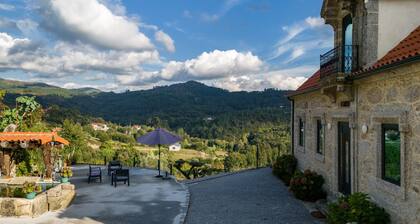 Holiday Home 'Quinta Do Bairro - Rés Do Chão' with Mountain View, Wi-Fi and Air Conditioning
