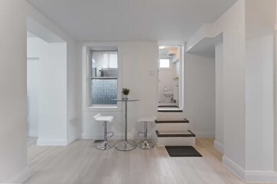 Cozy 1BED Apartment in Ottawa China Town