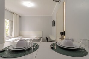 Apartment - Loft c Smart Lock e Wi-fi Pr Ximo ao Aeroporto (São Paulo)