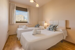 Spa - Apartment 'Central, Spacious Parking' with Wi-Fi and Air Conditioning (Granada)
