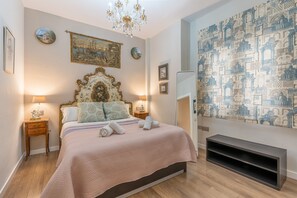 1 bedroom, iron/ironing board, WiFi, bed sheets - Holiday Home 'City Center Lorca Suit Parking Free' with Balcony, Wi-Fi and Air Conditioning (Granada)