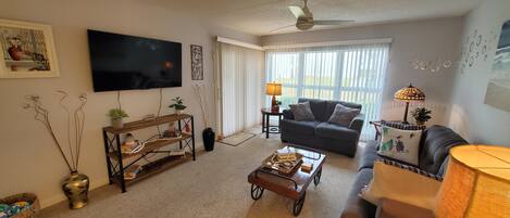Condo, 1 King Bed with Sofa bed, Patio (Tradewinds 151) | Living area