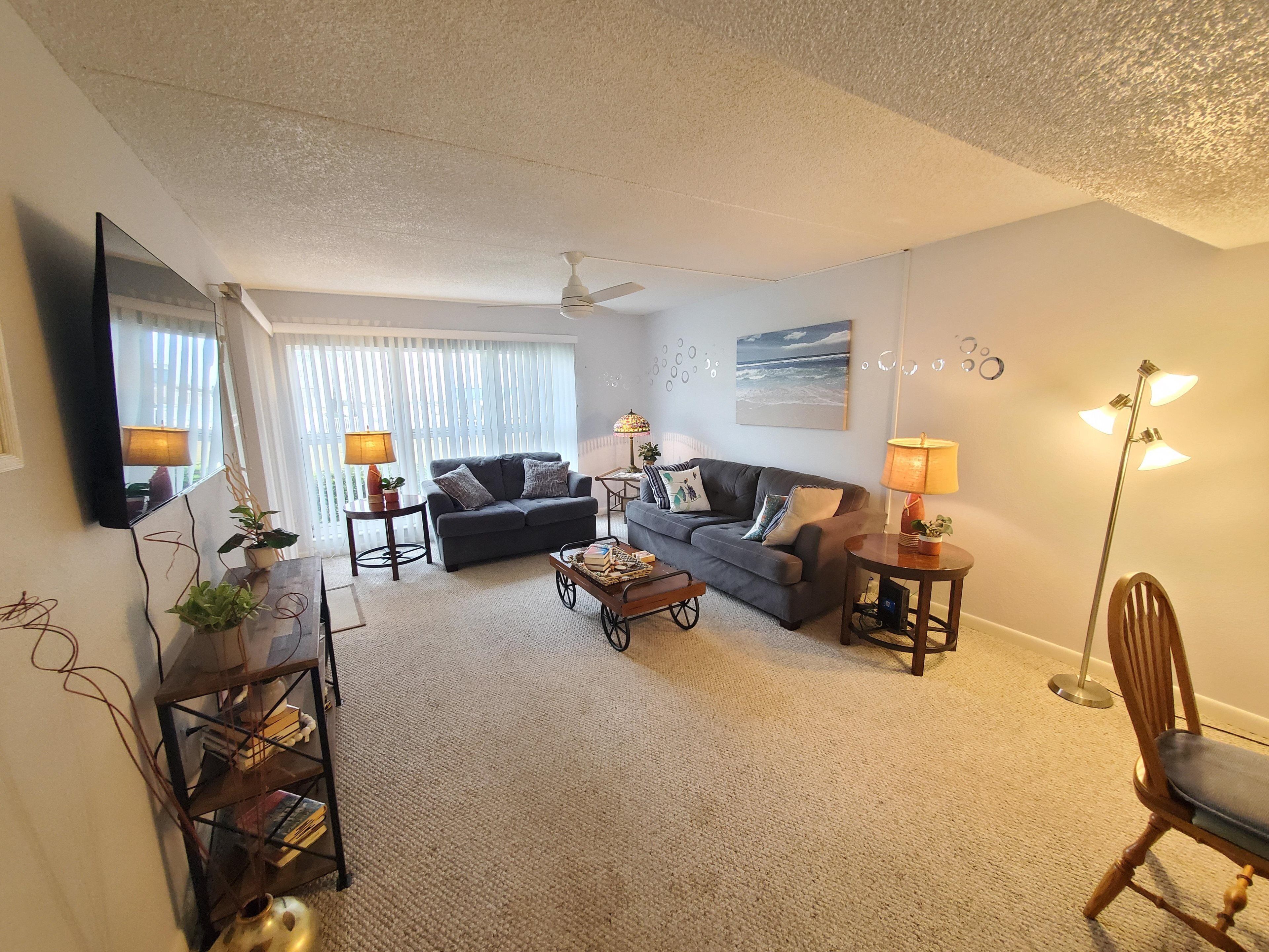 Condo, 1 King Bed with Sofa bed, Patio (Tradewinds 151) | Living area