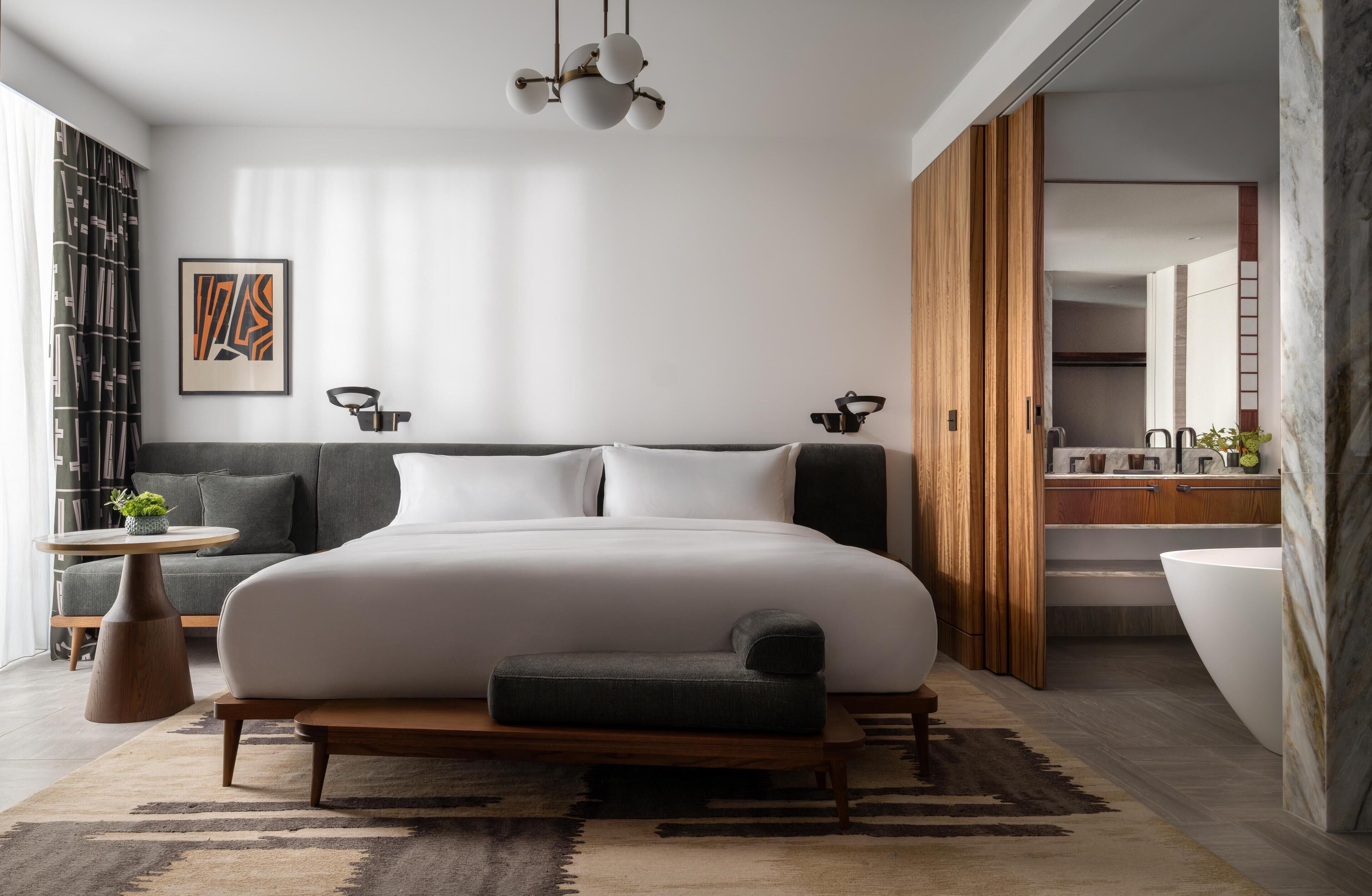 Hypo-allergenic bedding, minibar, in-room safe, laptop workspace