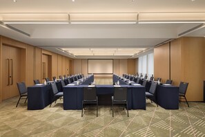 Business centre - Hilton Garden Inn Zhengzhou Airport Aerotropolis (Zhengzhou)