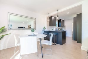 Dining - 5BR Home in Nepean Ottawa (Ottawa)