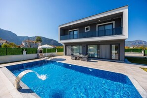 Villa | 4 bedrooms - Villa Grand Yasar 4 With 4 Bedrooms and 4 Bathrooms (Ortaca)
