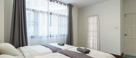 4 chambres, fer et planche à repasser, accès Internet, draps fournis