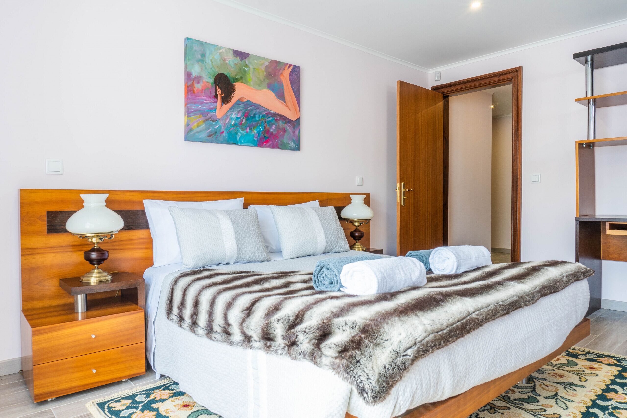 3 habitaciones, tabla de planchar con plancha y wifi gratis 