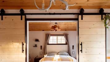 WiFi, bed sheets