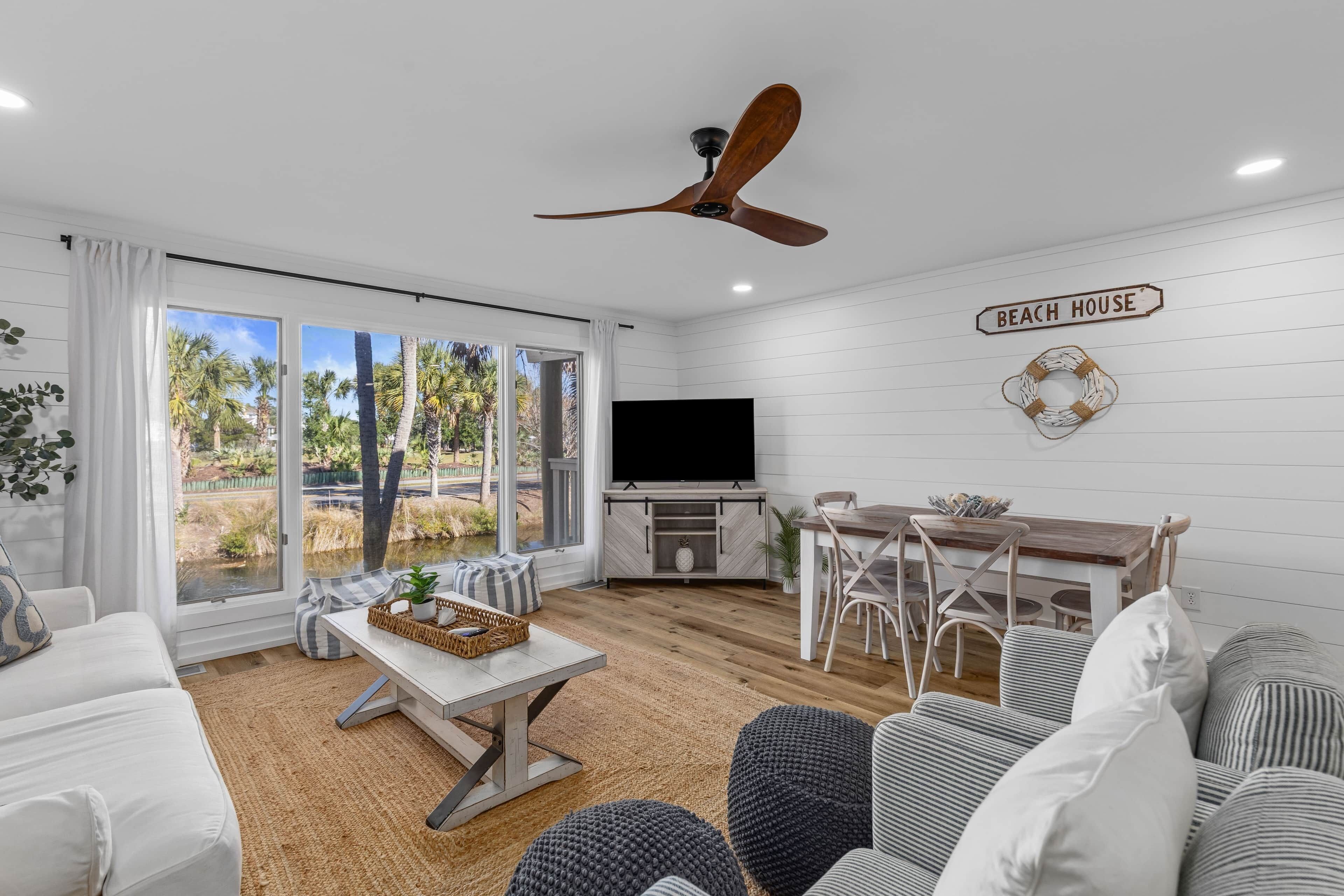 スマートテレビ