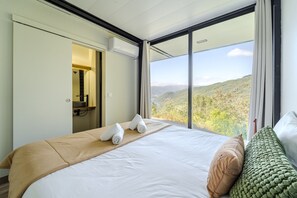 2 chambres, fer et planche Ă  repasser, Wi-Fi gratuit, draps fournis