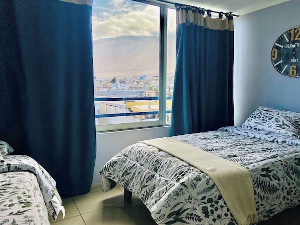 Comfort-Dreibettzimmer | Blick auf die Berge