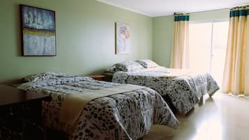 Family Room | Free WiFi