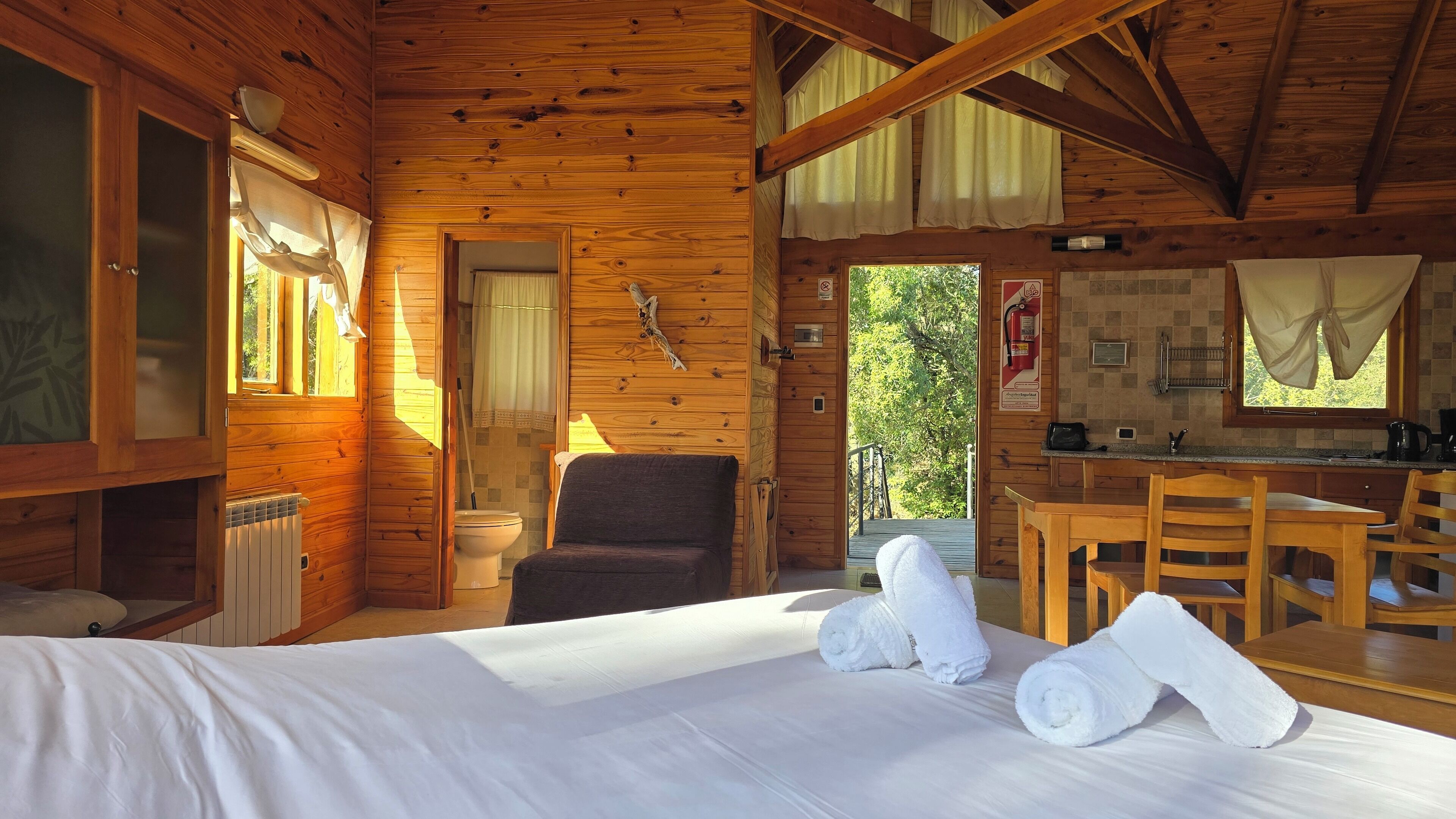 公寓, 山景 | 起居区 | 平板电视